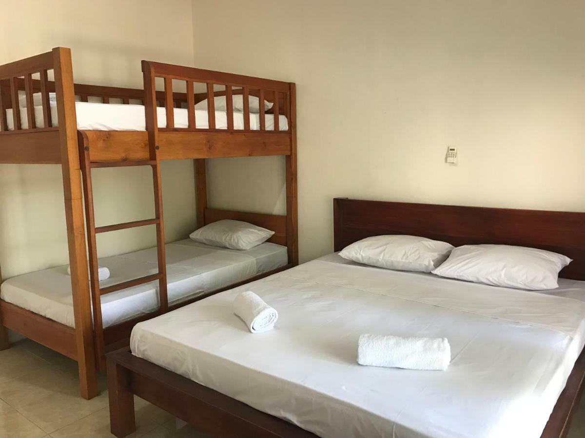 Jannah Homestay 길리 아이르 외부 사진